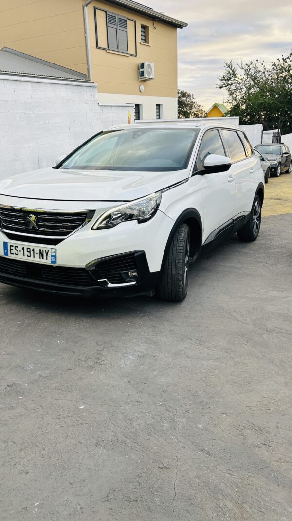 Peugeot 5008 1.6 BLUEHDI 120CH  S&S 7PL